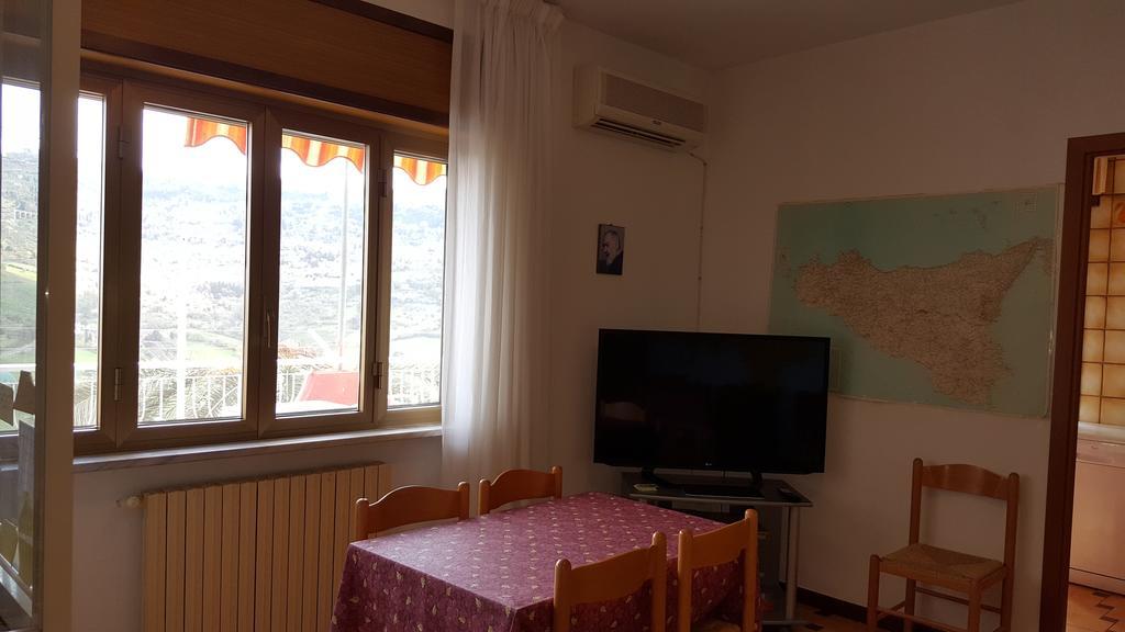 B&B Da Pietro Calascibetta Eksteriør bilde